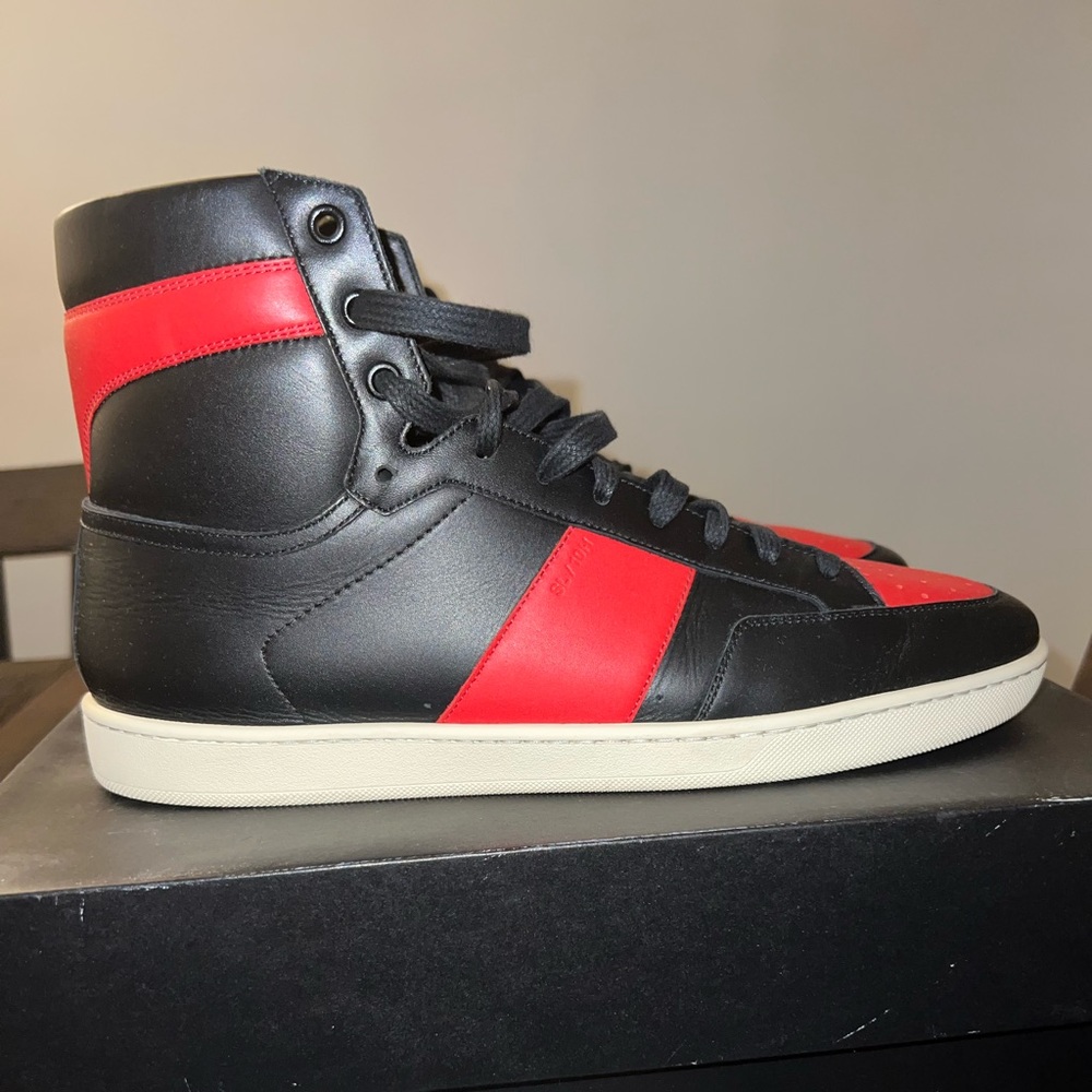 YSL SNEAKER BLACK/RED SIZE 45 GENTLY WORN